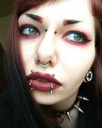 Découvrez une audacieuse femme sportive cherchant complicité à Bernay rencontre-Milf-Grenoble