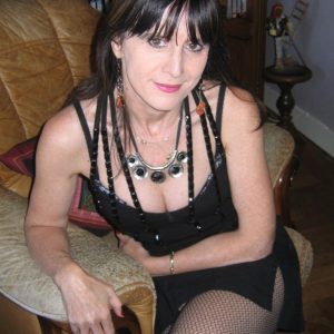 Sarah - rencontre-Milf-Versailles