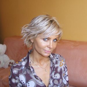 Concrètement, j’attends un homme pour qu’on se baise à trois avec mon mari Amandine - rencontre-MILF-Angers